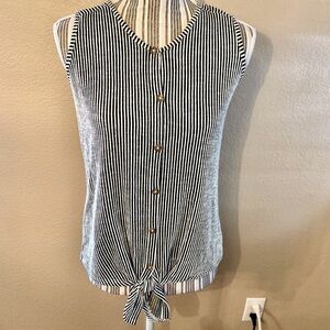 NEW Hanger 55 Top Medium Sleeveless Striped Black White ButtonUp Front Ties